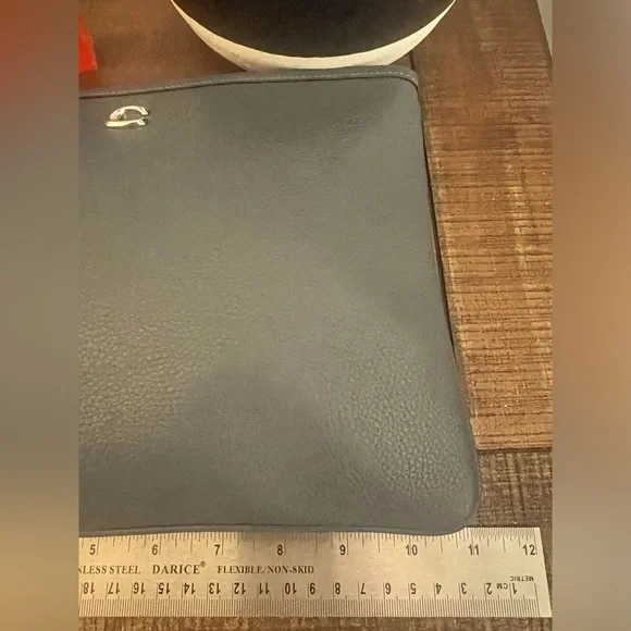 Coach Zip Around Large Pouch - Picture 7 of 8